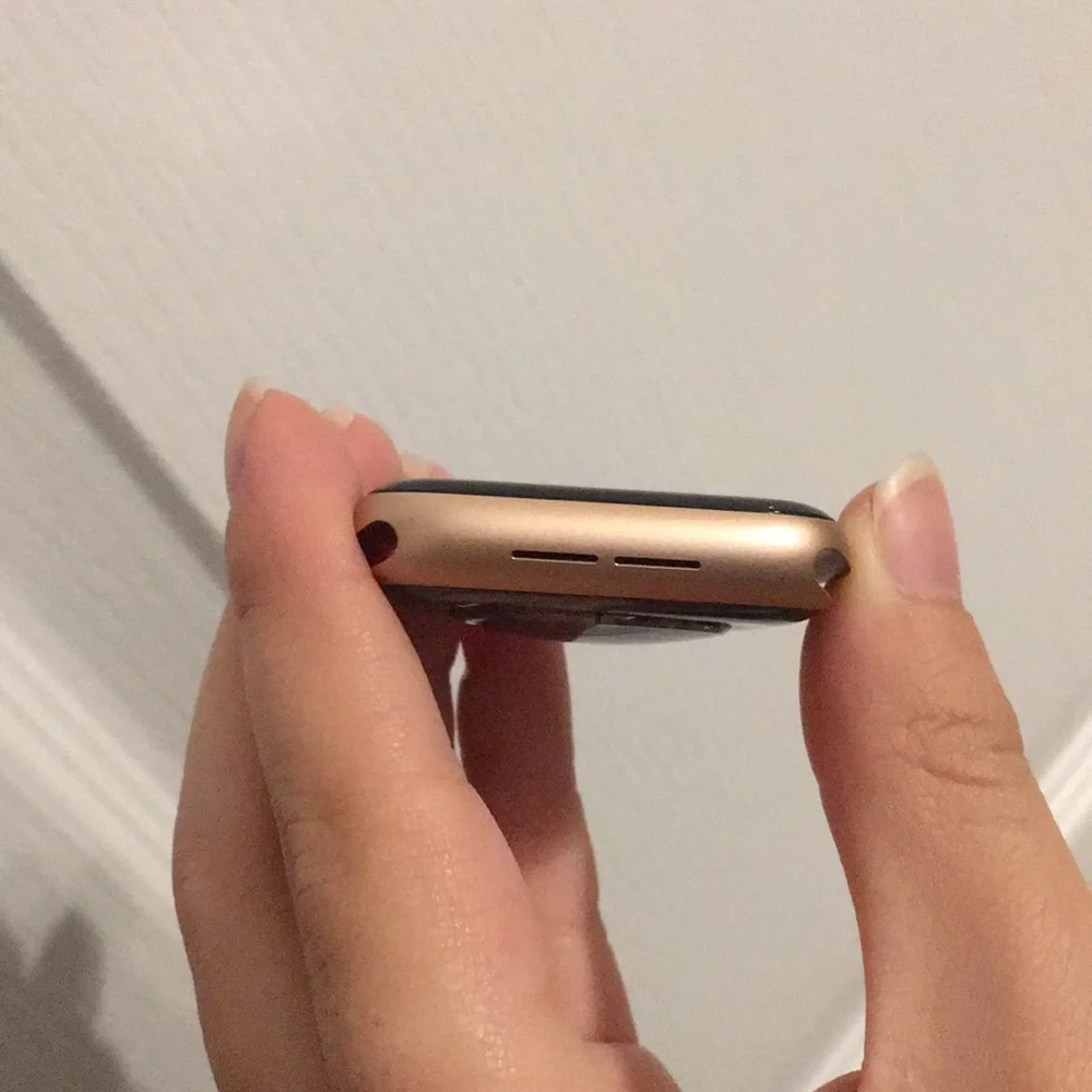 Rose Gold Apple Watch Series 5